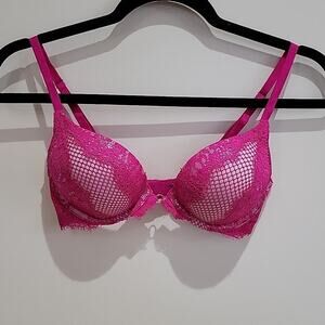 Victoria’s Secret Bombshell Plunge Push Up Bra in Neon Fuschia Lace 32B